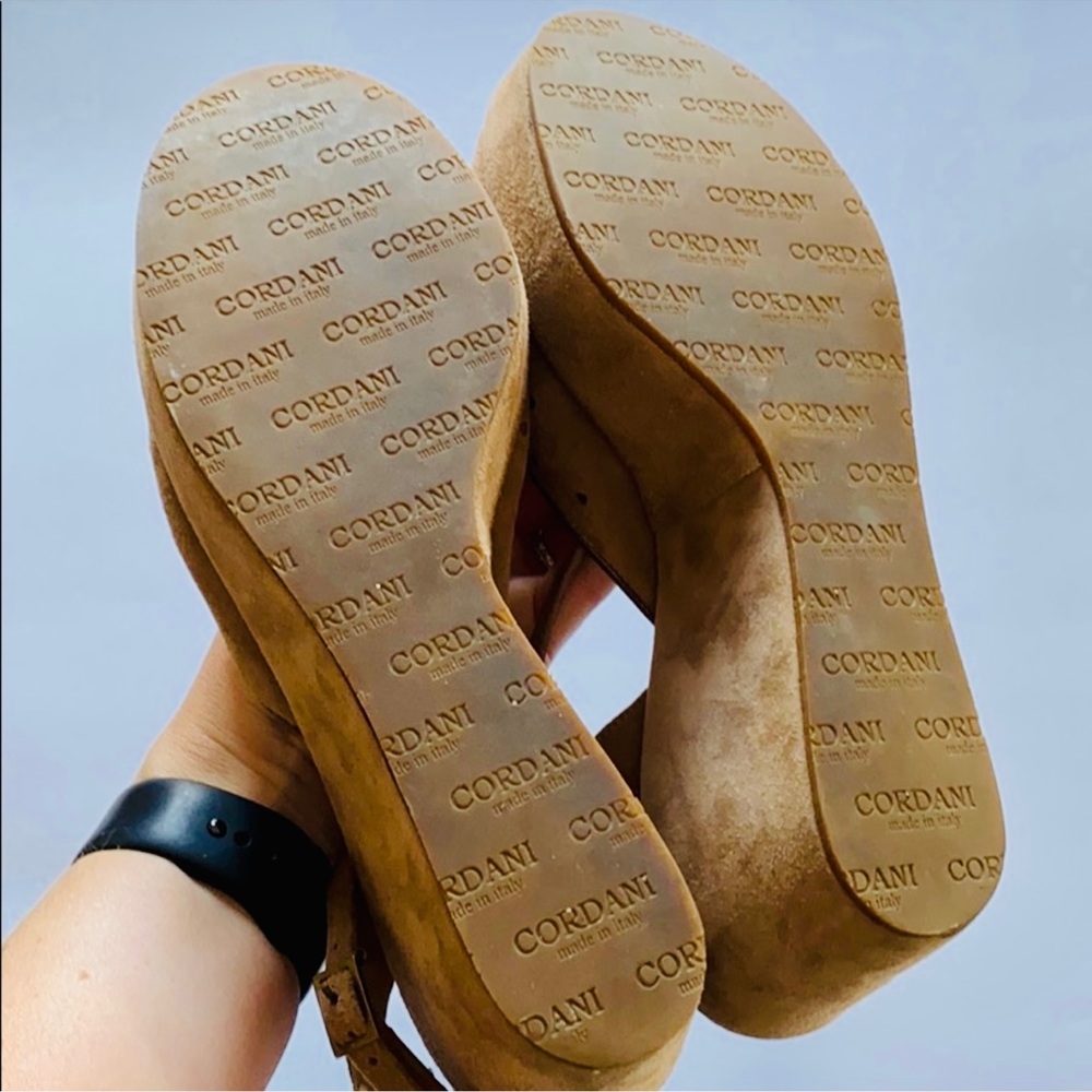 Cordani made in Italy suede leather strappy platforms - Picture 6 of 6